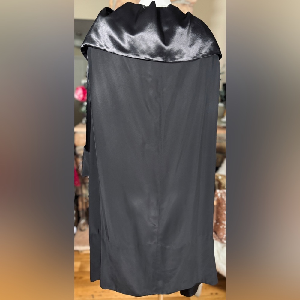 Roland Mouret Black Relaxed Fit Satin Sleeves & Collar “Orion” Opera Coat Sz 2/6 - Picture 7 of 14